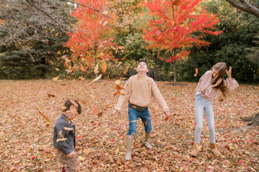 Why Extended Family Session Are Perfect for Fall: Capture Timeless ...