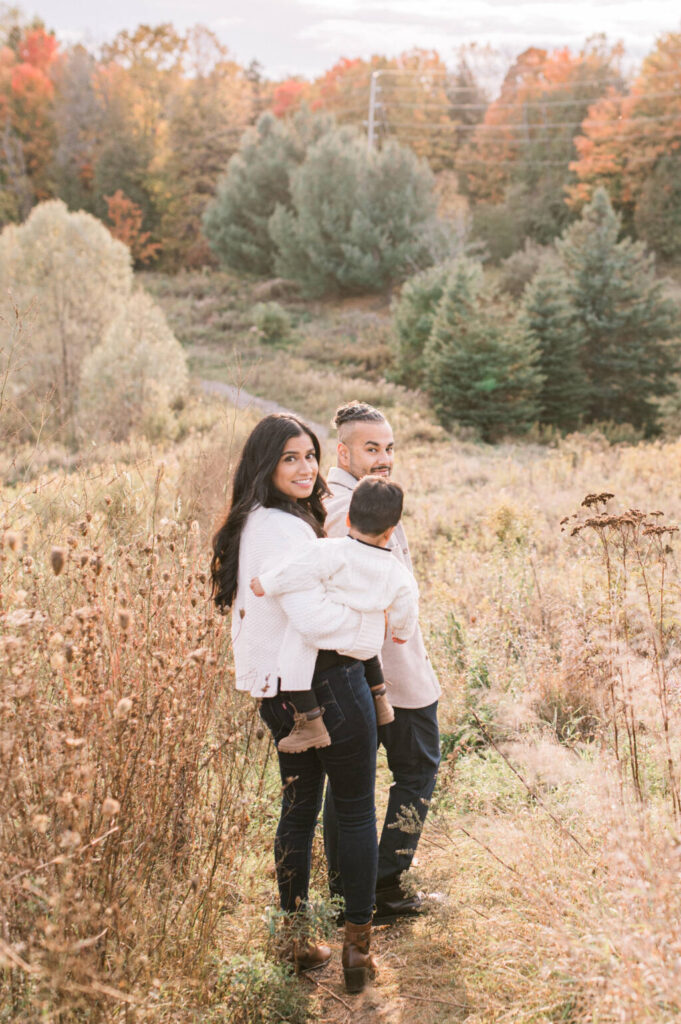 Fall Family Photography Sessions in Caledon, Bolton, and Brampton